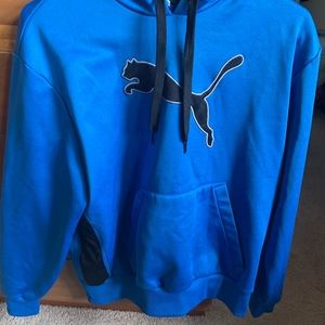 Boys/ petite puma hoodie XL